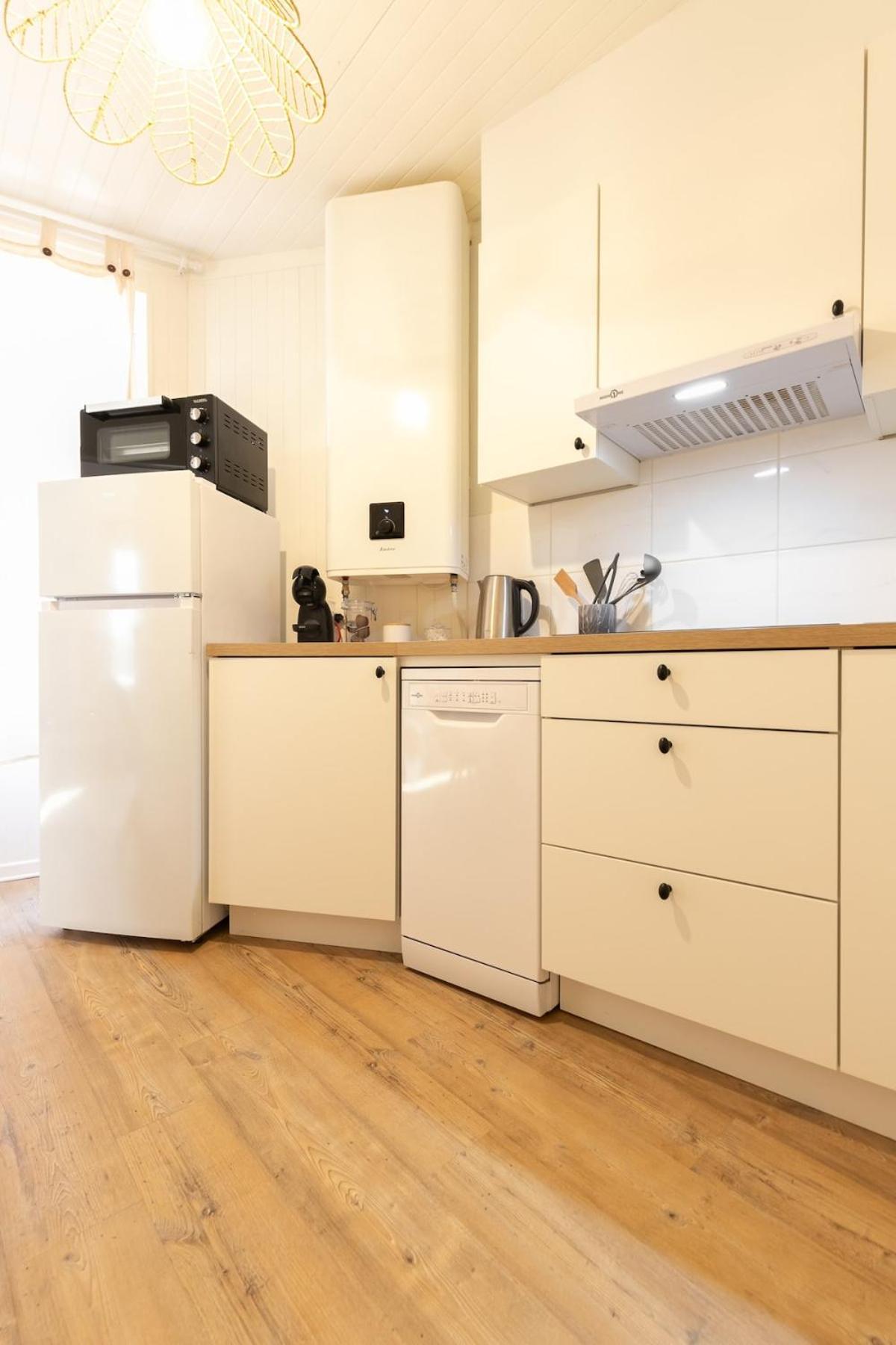 Au Petit Sommet 1 - Appartement Centre Ville 30M2 โมดาน ภายนอก รูปภาพ